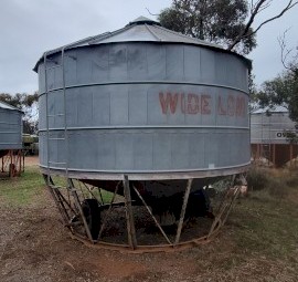 Nelson 26 Tonne Field Bin Negotiable