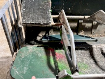 Prattley Sheep and Goat Handler