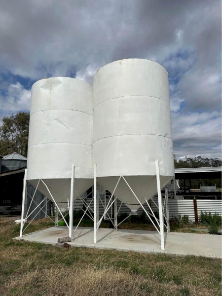 6x Seed silos