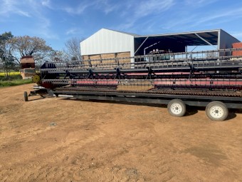 2007 Case IH WDX 1902 with 2013 Case IH DH 30ft front