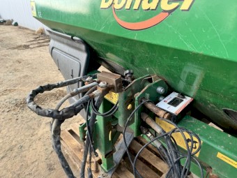 Spreader Donder 3000 with Hungry Boards