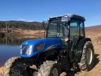New Holland T4060F with Supersteer