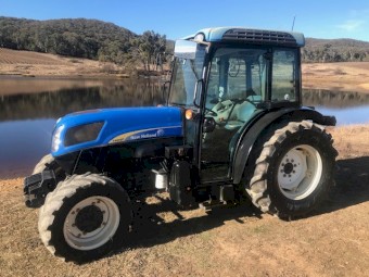 New Holland T4060F with Supersteer