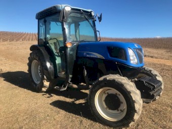 New Holland T4060F with Supersteer