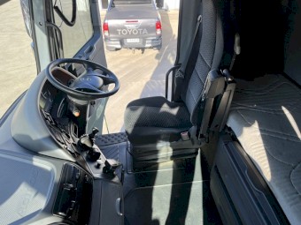 2014 2660 green prime mover