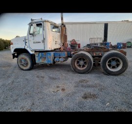 International S-Line Farm Truck