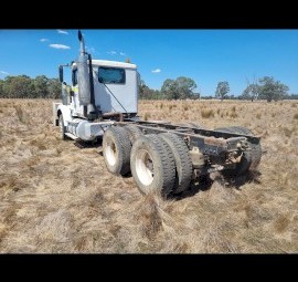 9900 International rebuild history