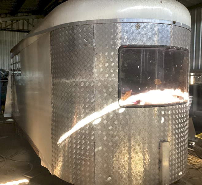 two horse float with living quarters 