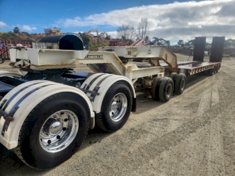 1986 Allison Tri Float and Dolly