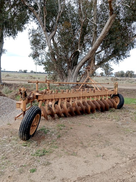 Chamberlain 1 way plow
