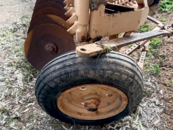 Chamberlain 1 way plow