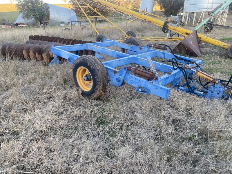 Grizzly 32 plate offset disc plough 