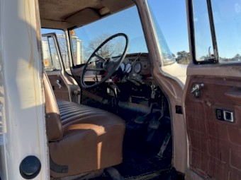 1975 International D1830 Prime Mover (NO GST)