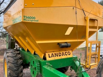 2013 Landaco TS6000 / TS8000 Fertiliser Spreader