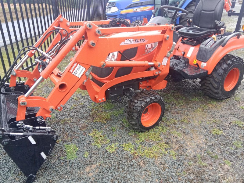 KIOTI CS2610 WITH LOADER 4:1 BUCKET RRP $26,295.00