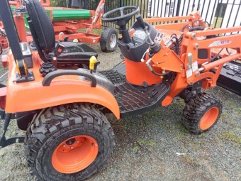 KIOTI CS2610 WITH LOADER 4:1 BUCKET RRP $26,295.00
