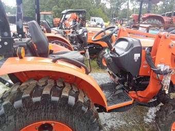 KIOTI CK4210 HST WITH LOADER 4:1 BUCKET AND BONUS ROOF