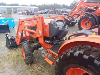 KIOTI CK4210 HST WITH LOADER 4:1 BUCKET AND BONUS ROOF