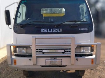  Isuzu NPS 300 4x4