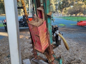 Post driver with 2 augers