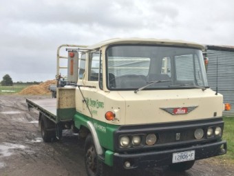 Hino KL300 Tray Truck