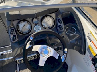 2013 LARSON LX195 S10