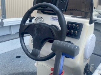 ANGLAPRO OUTLAW 444 PRO EVINRUDE 60 HP ETEC DUNBIER TRAILER