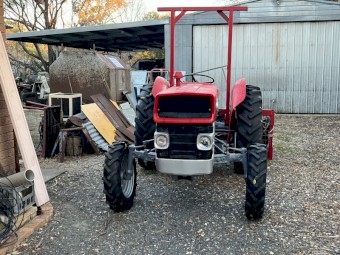 1966 Massey Ferguson 135 Petrol Tractor