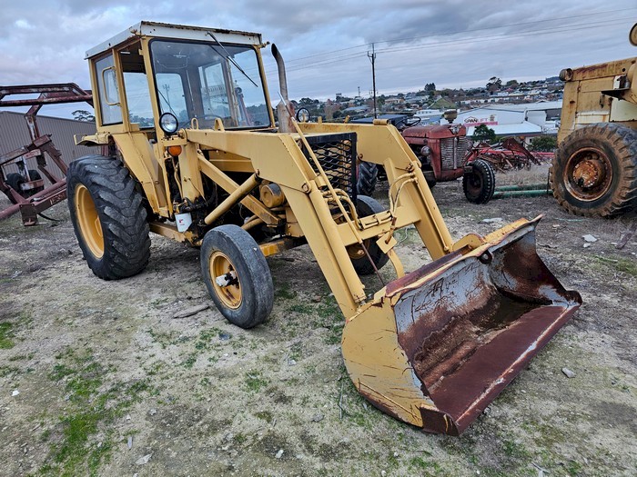 Renault Tractor with Front End Loader