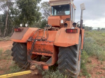 Allis Chalmers 440 tractor