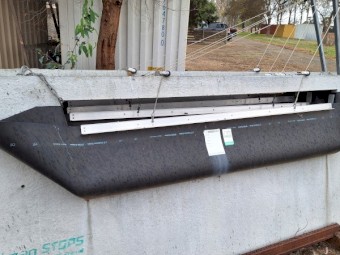 Padman Stops E6 Bay Outlets