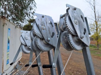 Padman Stops E6 Bay Outlets