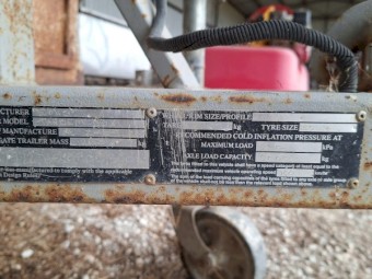 E.M.S Tandem box trailer