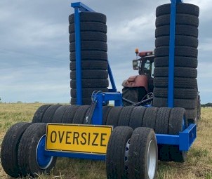 KINNEAR FOLD UP TRUCK TYRE ROLLERS 