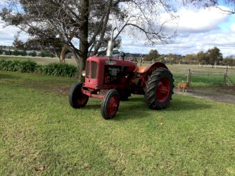 Nuffield Universal M4 Tractor 1951 Petrol-Kero