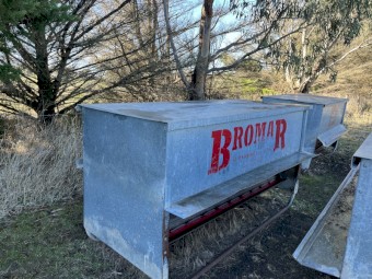 Bromar Sheep Feeder