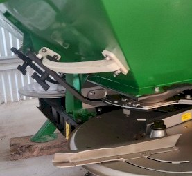 DONDER 4000LT SPREADER