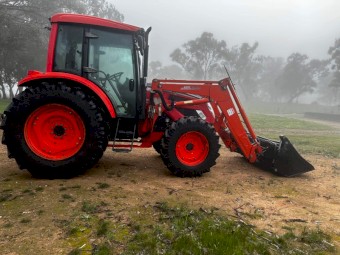 2017 Kioti KL901 Tractor