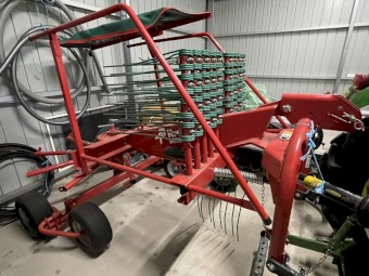 2020 Kverneland 9035, Hay rake