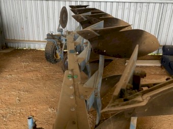 **Price reduced** Overum Mouldboard Plough