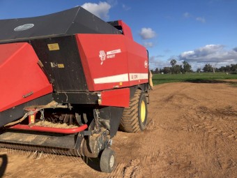 2007 Vicon [Kuhn] LB 12290 Baler