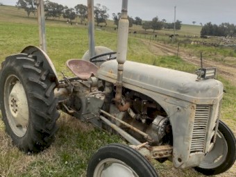 Massey Ferguson TEA 20 Tractor