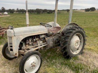 Massey Ferguson TEA 20 Tractor