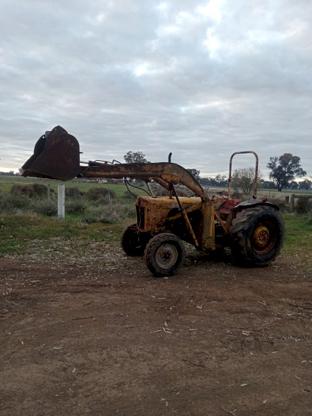 David Brown Tractor with Front End Loader