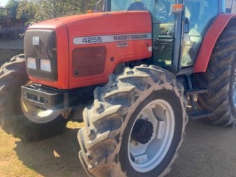 2000 Massey Ferguson 4255 Tractor