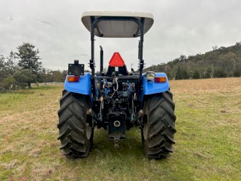 2021 New Holland TT4.90 Tractor with Loader
