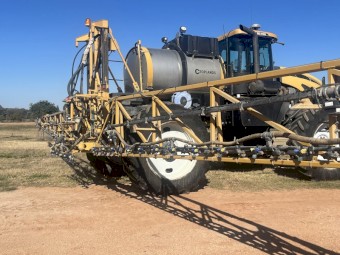 2012 Rogator RG 1100 Self Propelled Sprayer
