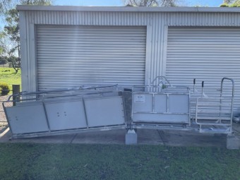 Hecton Stock Worker and Dagging Race