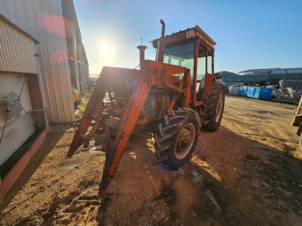 Zetor 8045 Tractor with Front End Loader