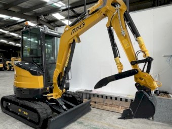 2024MXG Excavator SE28U（2800KG）Yanmar 3TNV80F Diesel Engine, zero-tail swing and boom swing functions mini excavator